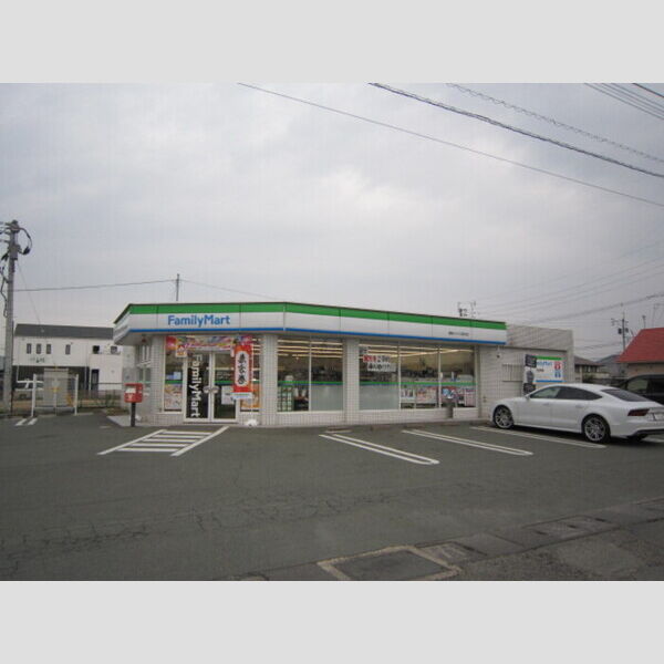 居室・リビング (ファミリーマート菊陽バイパス原水店643m)