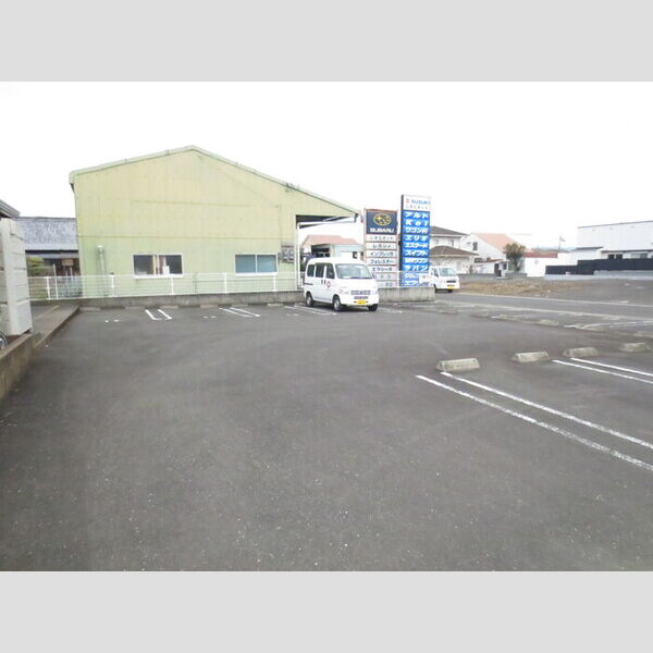 駐車場 (駐車場)