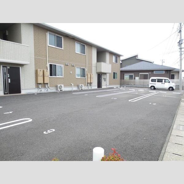 駐車場 (駐車場)