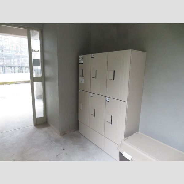 現地周辺 (宅配ボックス)