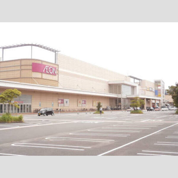 現地周辺 (イオン宮崎店　1950m)