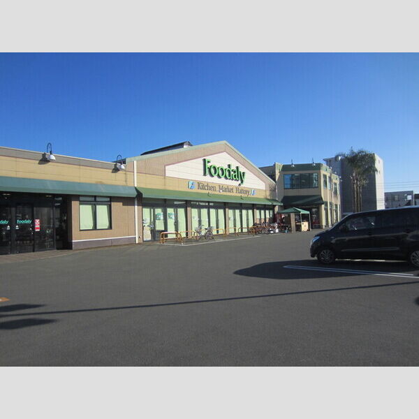 現地周辺 (フーデリー霧島店 748m)
