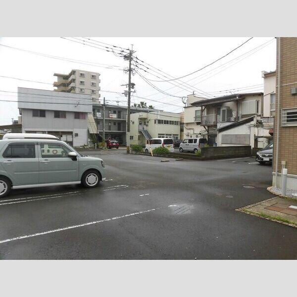 駐車場 (駐車場)
