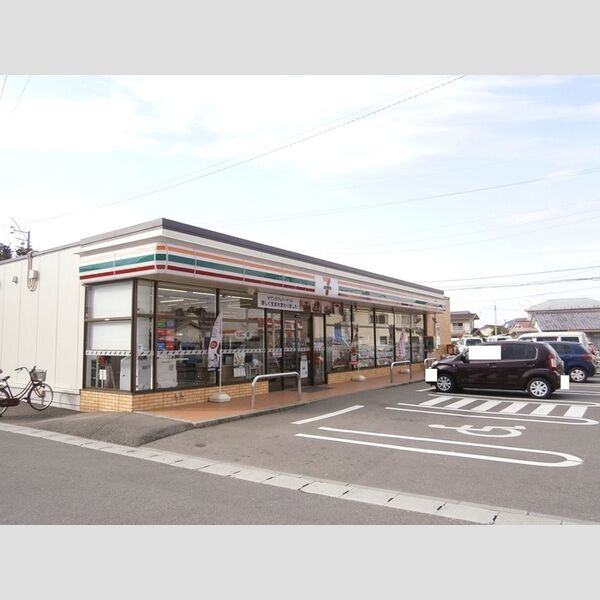 現地周辺 (セブンイレブン宮崎空港前店)