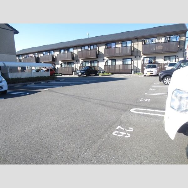 駐車場 (駐車場)
