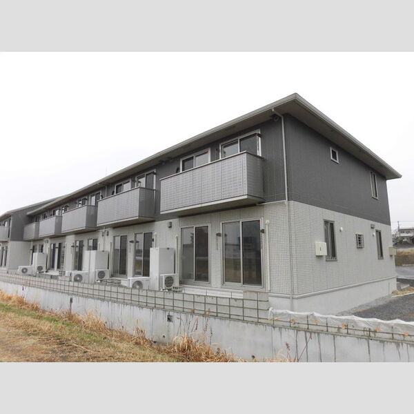 建物外観 (B棟外観)
