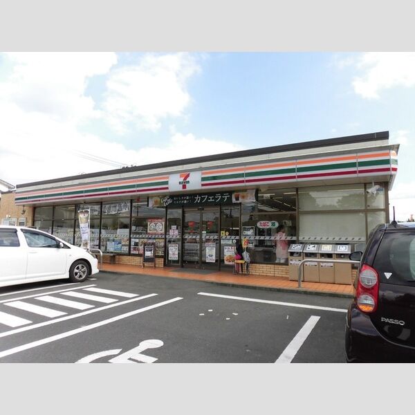 現地周辺 (セブンイレブン三股樺山店　425m)