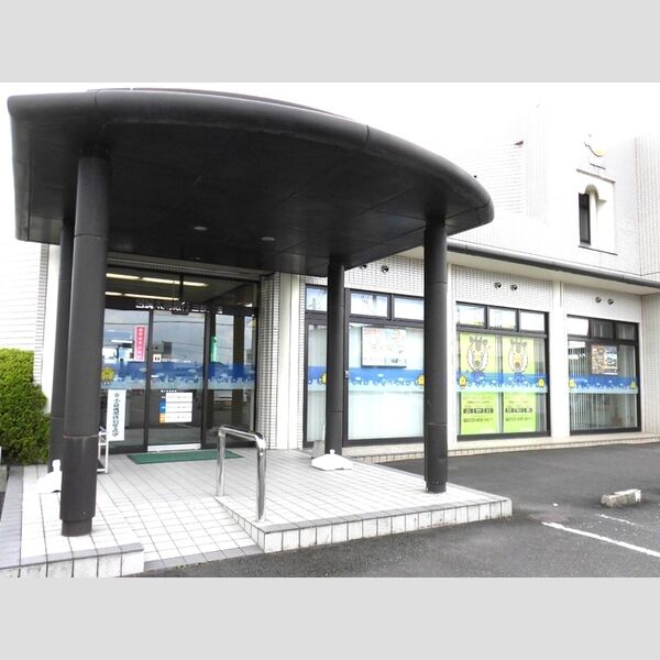 現地周辺 (宮崎太陽銀行三股店　1066m)