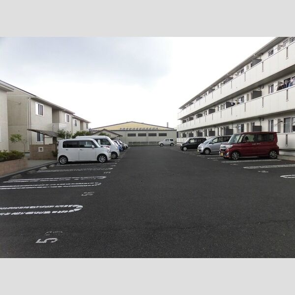 駐車場 (駐車場)