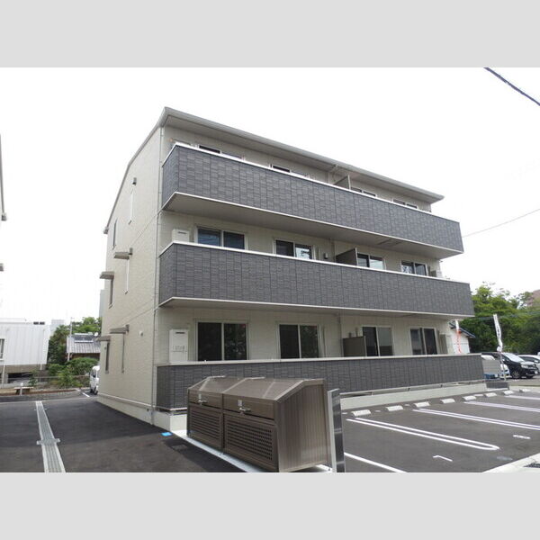建物外観 (B棟外観)