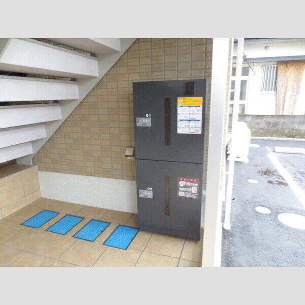 現地周辺 (宅配BOX)