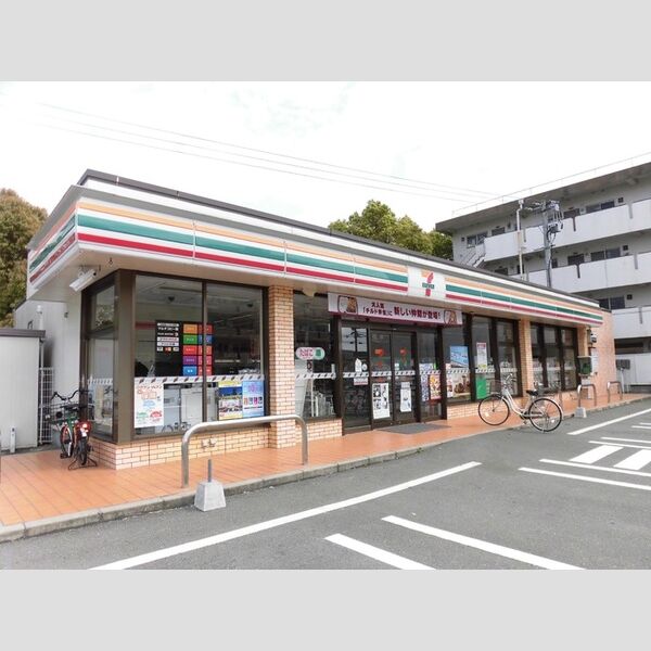 現地周辺 (セブンイレブン宮崎矢の崎店)