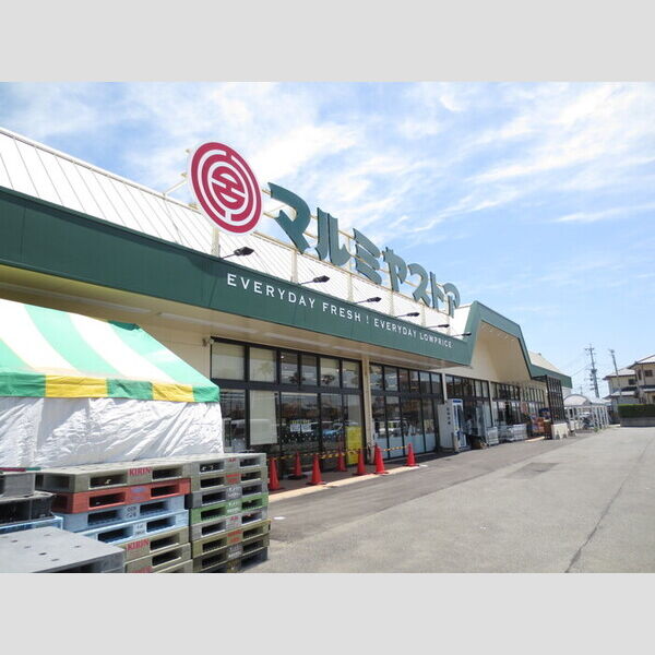 現地周辺 (マルミヤストア 吉村店 975m)