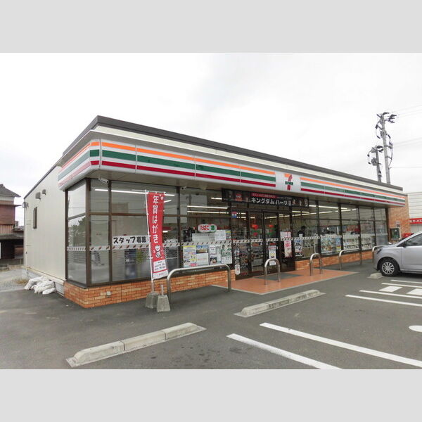 現地周辺 (セブンイレブン 門川尾末店)