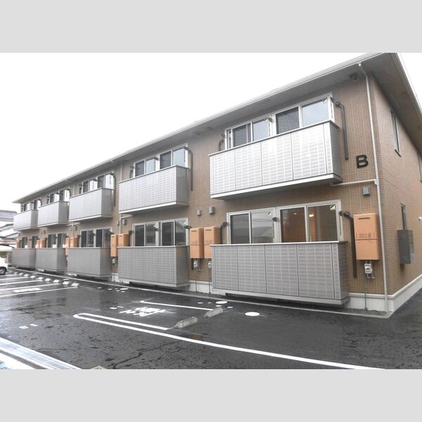 建物外観 (B棟外観)