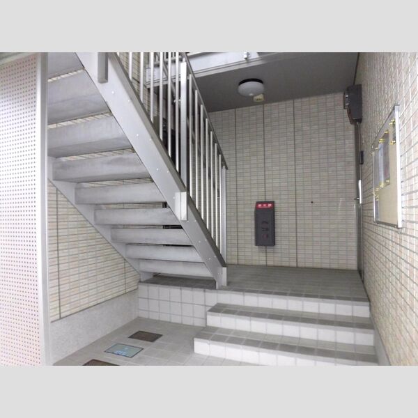 エントランス (玄関周辺)