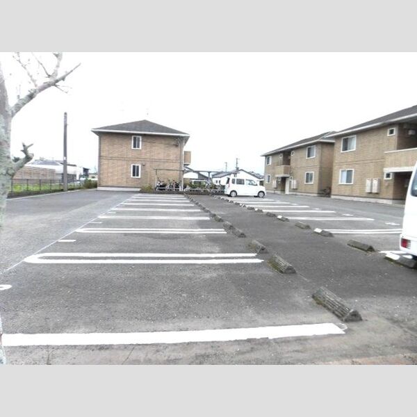 駐車場 (駐車場)