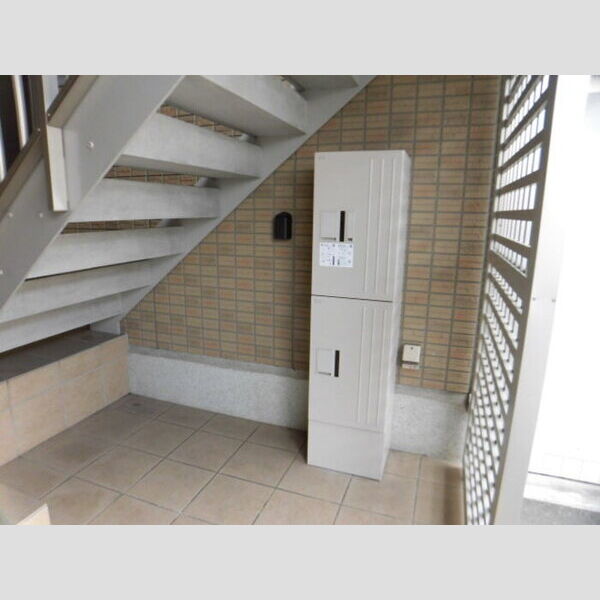 現地周辺 (宅配BOX)