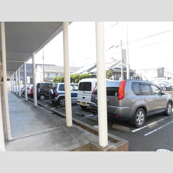 駐車場 (駐車場)