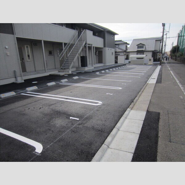 駐車場 (駐車場)