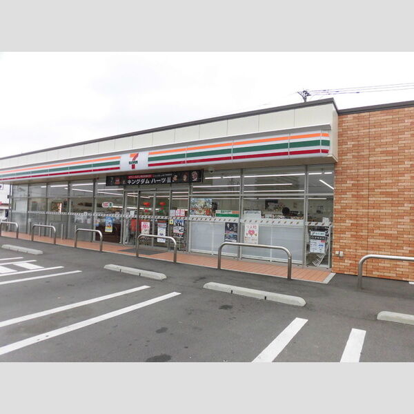 現地周辺 (セブンイレブン日向都町店　660m)