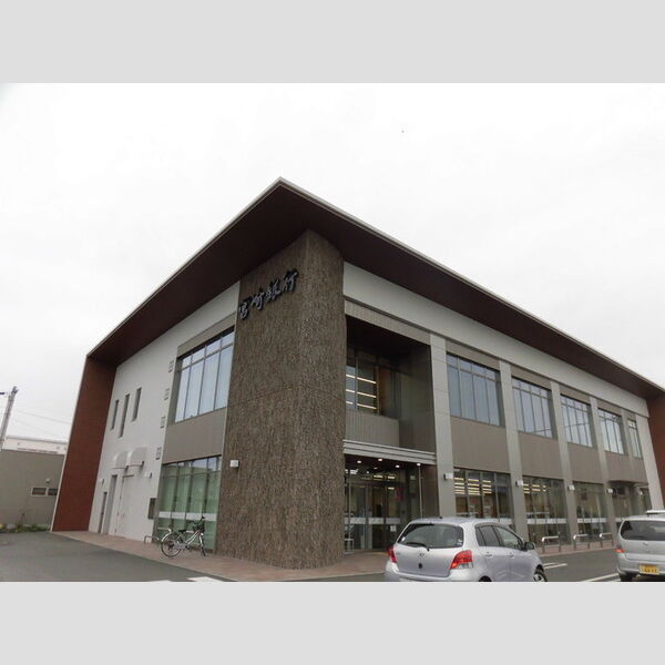 現地周辺 (宮崎銀行日向支店　289m)