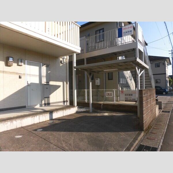 駐車場 (駐輪場)