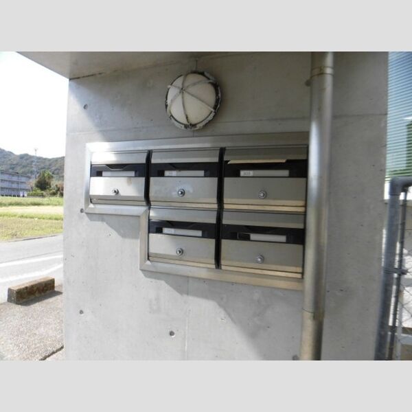 現地周辺 (集合ポスト)