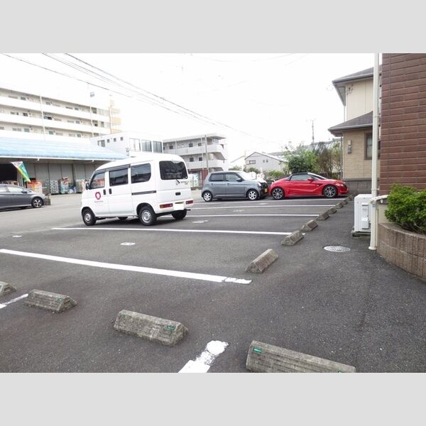 駐車場 (駐車場)