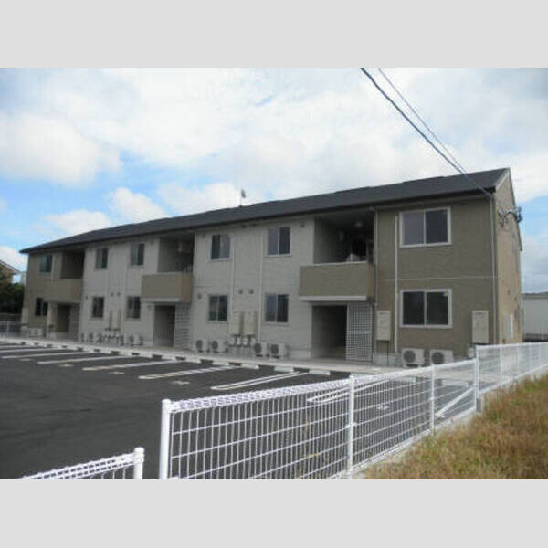 建物外観 (シャトル小松　外観)