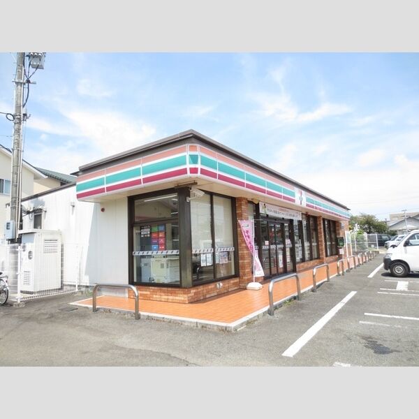 現地周辺 (セブンイレブン宮崎潮見町店)