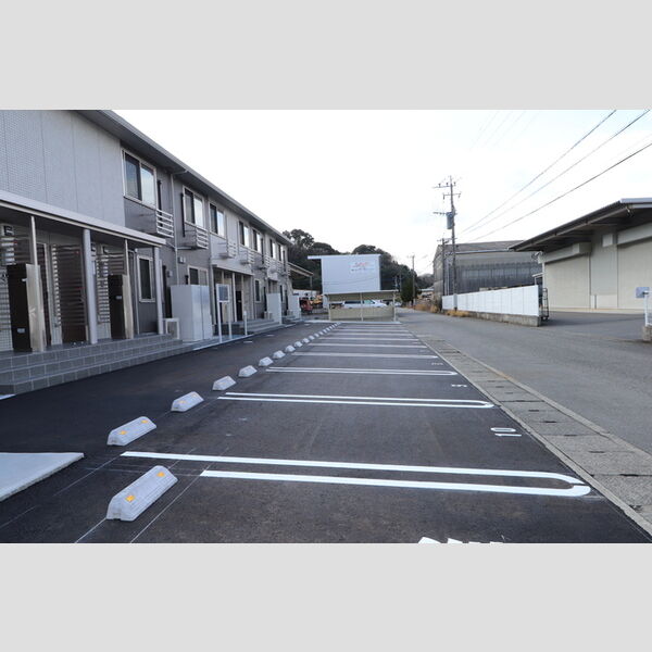 駐車場 (駐車場)