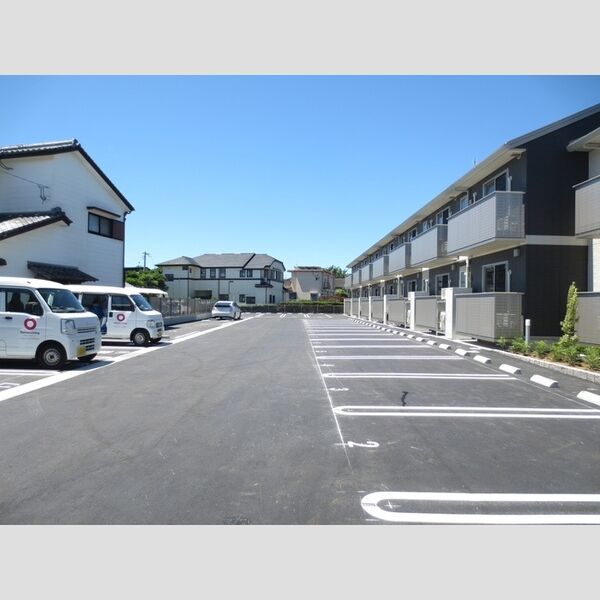 駐車場 (駐車場)