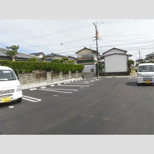 駐車場 (駐車場)