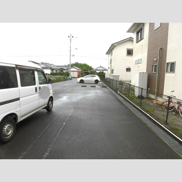 駐車場 (駐車場)