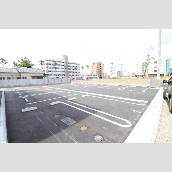 駐車場 (駐車場)