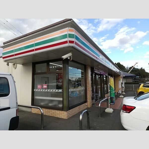 現地周辺 (セブンイレブン清武看護大学前店 783m)