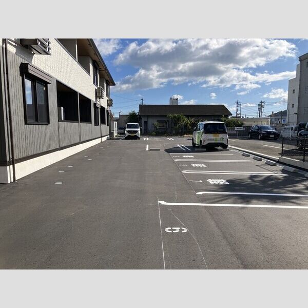 駐車場 (駐車場)