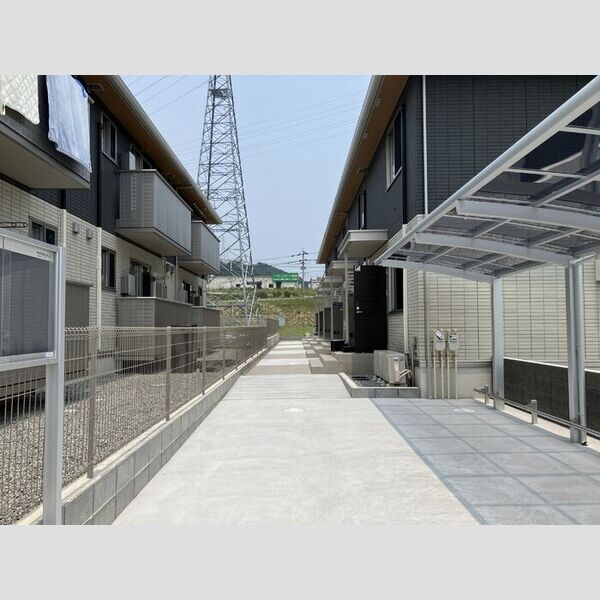 エントランス (エントランス)