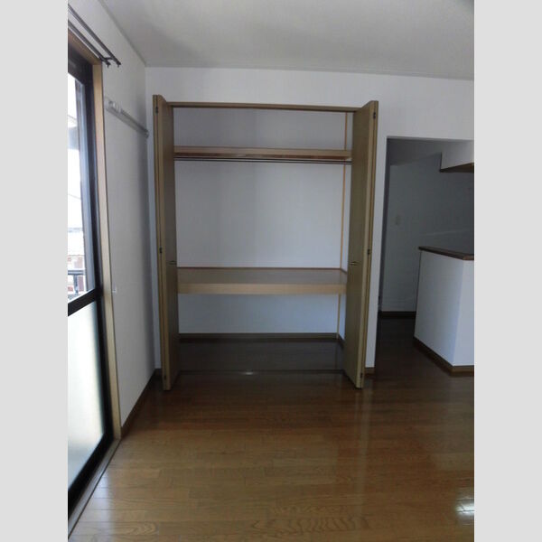 収納 (202　クローゼット)