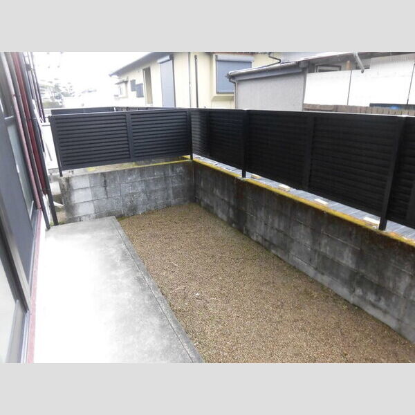 その他 (102　専用庭)