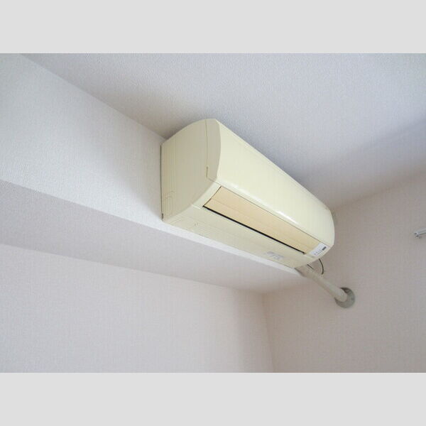 その他 (103　リビング　エアコン付き)