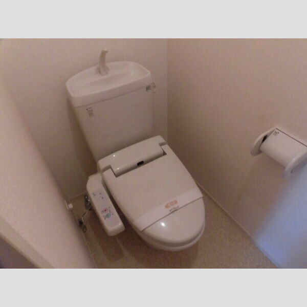 トイレ (202　温水洗浄便座トイレ)