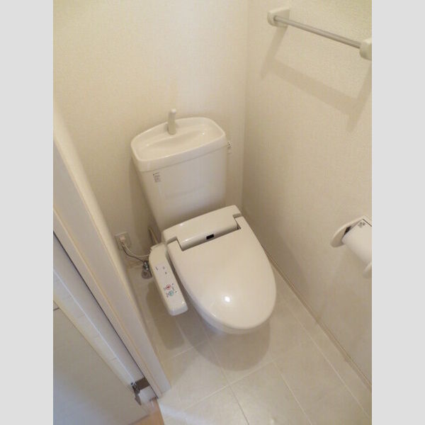 トイレ (102　温水洗浄暖房便座トイレ)