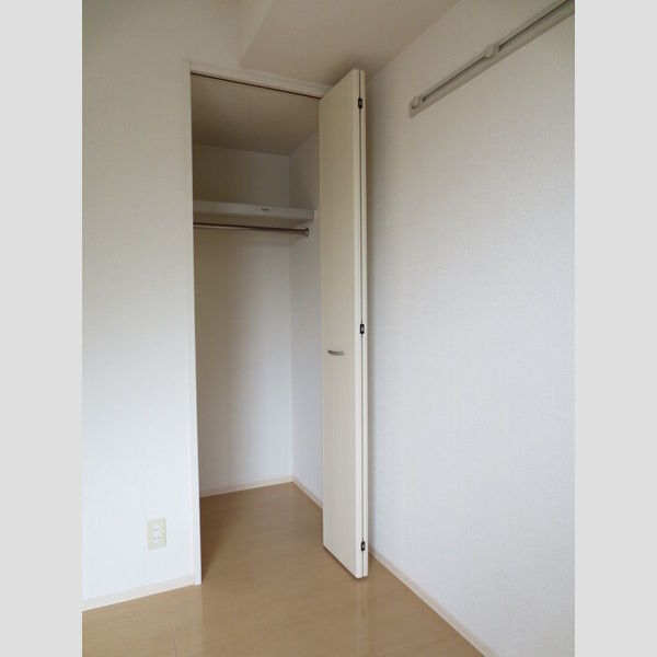 収納 (102　クローゼット)