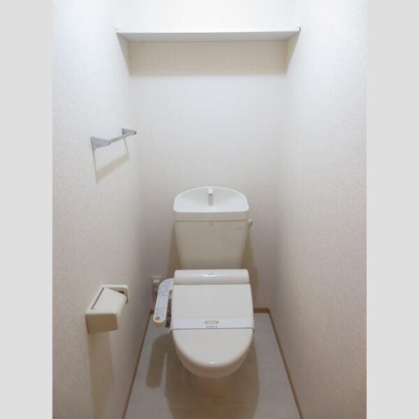 トイレ (105　温水洗浄暖房便座トイレ)