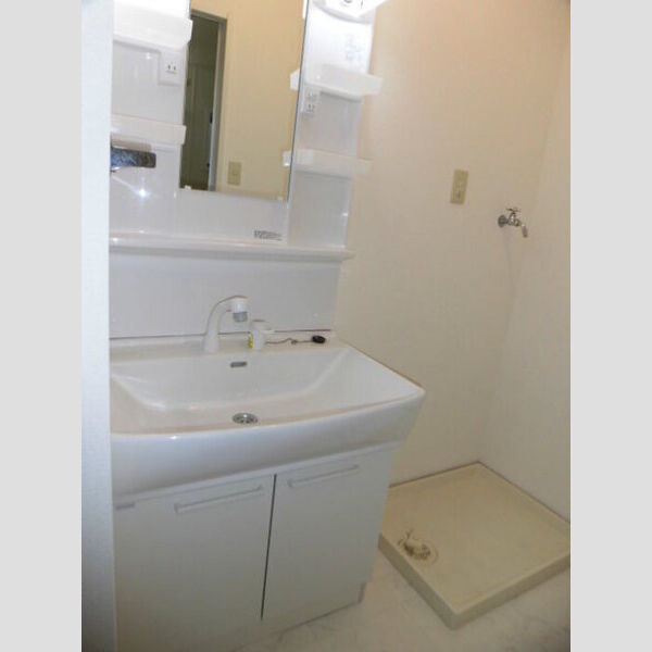 洗面所 (C102　洗髪洗面化粧台・洗濯機置き場)