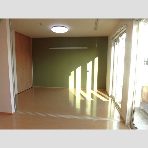 その他 (102　洋室)