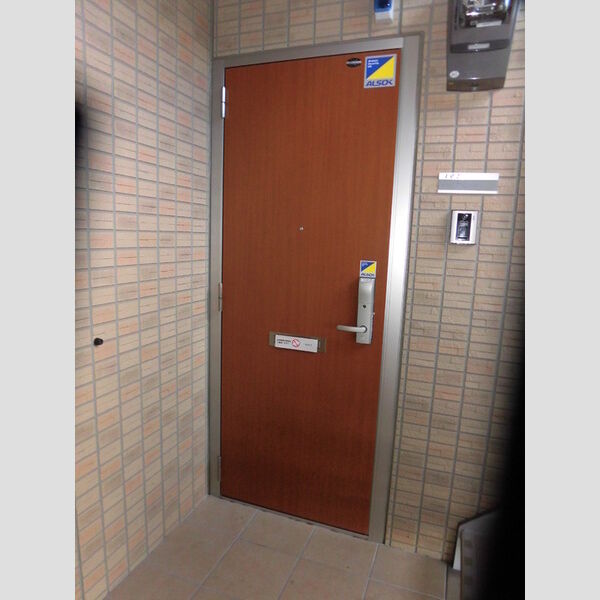 その他 (102　玄関)