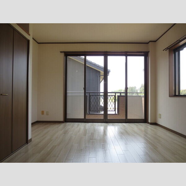 居室・リビング (202　洋室)